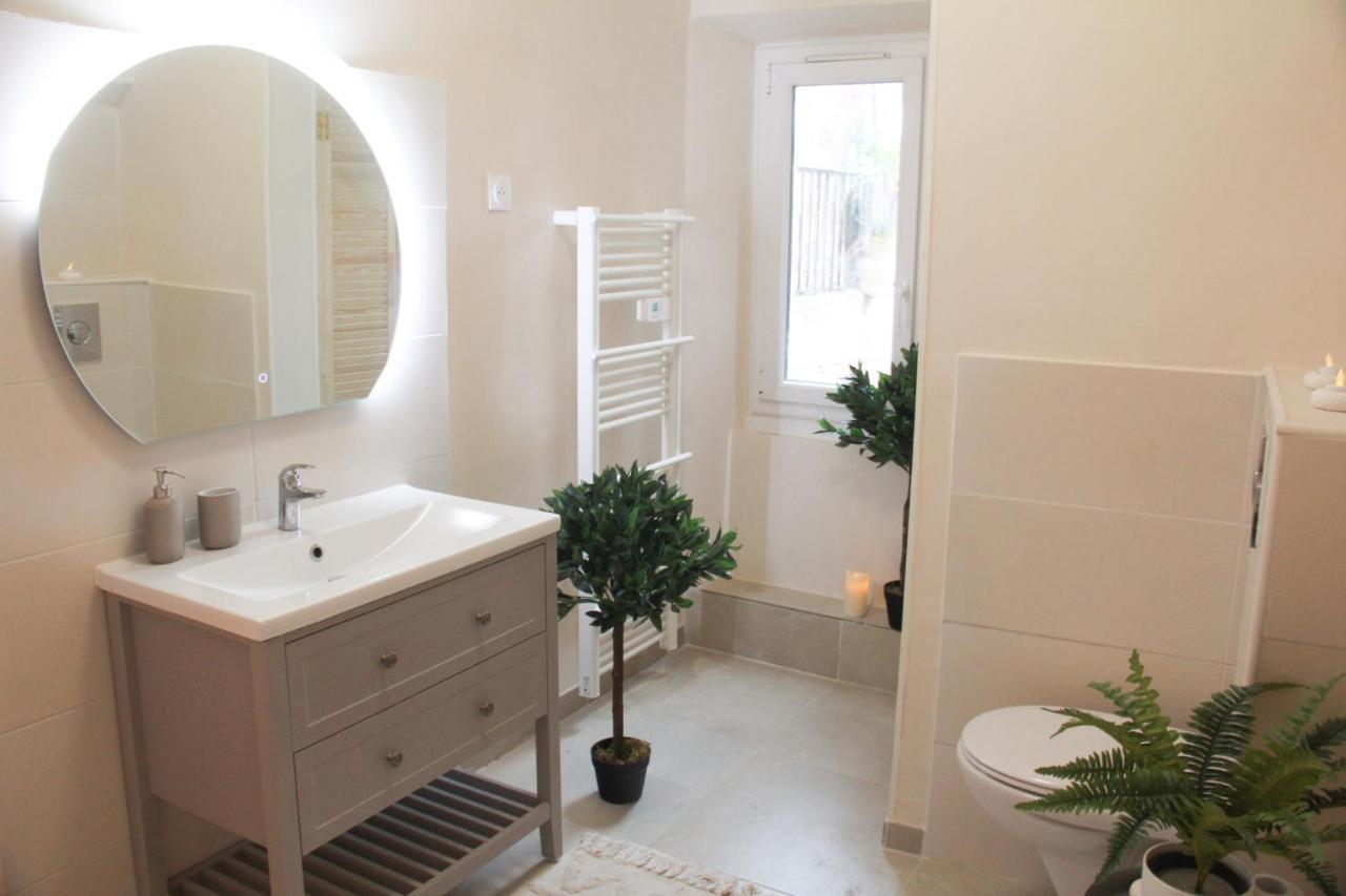 LA BULLE GRASSOISE - Appartement spacieux avec BALNEO WIFI et PARKING FREE Grasse Extérieur photo