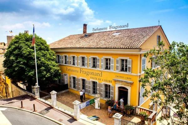 LA BULLE GRASSOISE - Appartement spacieux avec BALNEO WIFI et PARKING FREE Grasse Extérieur photo